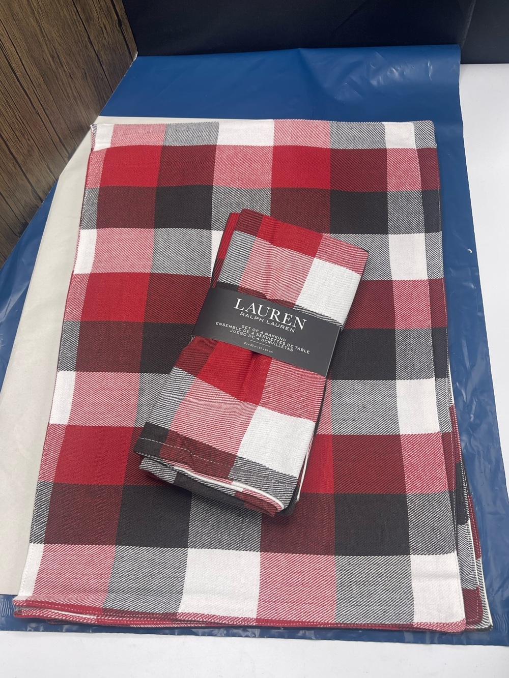 Lauren Ralph Lauren Placemat and Dinner Napkin 8 piece Set